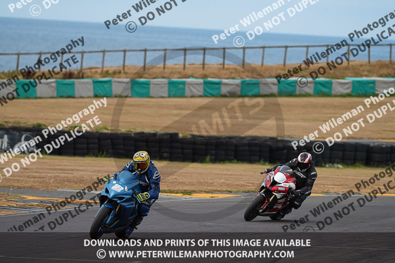 anglesey no limits trackday;anglesey photographs;anglesey trackday photographs;enduro digital images;event digital images;eventdigitalimages;no limits trackdays;peter wileman photography;racing digital images;trac mon;trackday digital images;trackday photos;ty croes